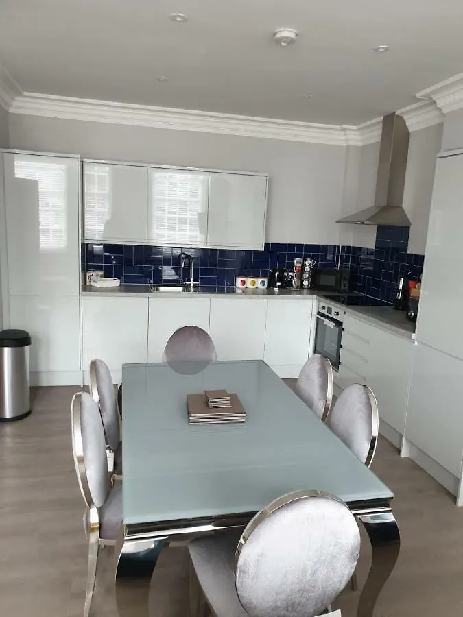 Birchover Juniper Court Aparthotel Nottingham